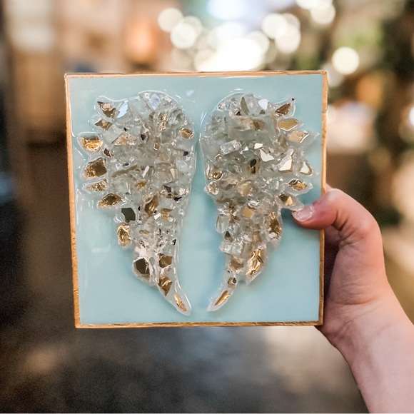 Hand Made Darling Blue Glass Angel Wing keepsake block - Picture 4 of 4